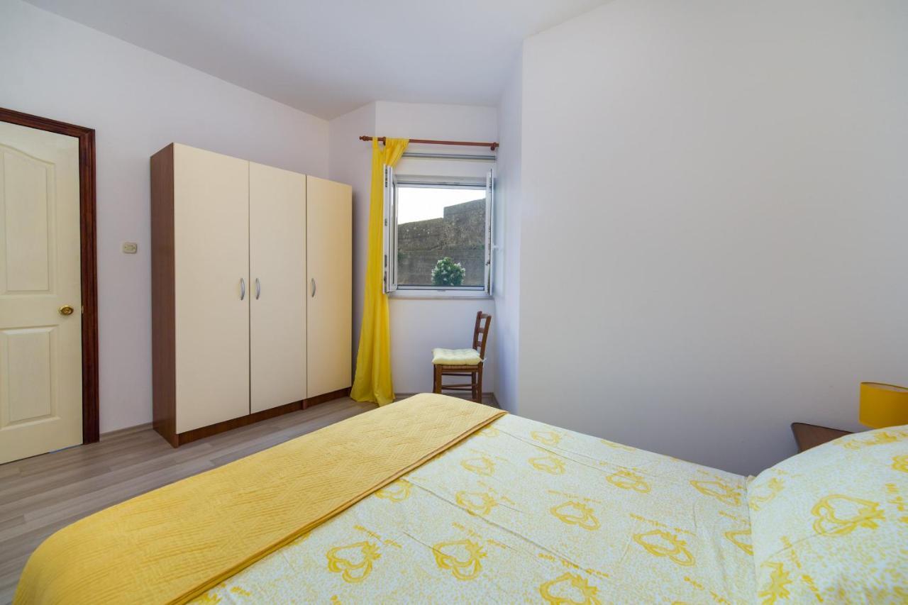 בריסט Apartments Color מראה חיצוני תמונה