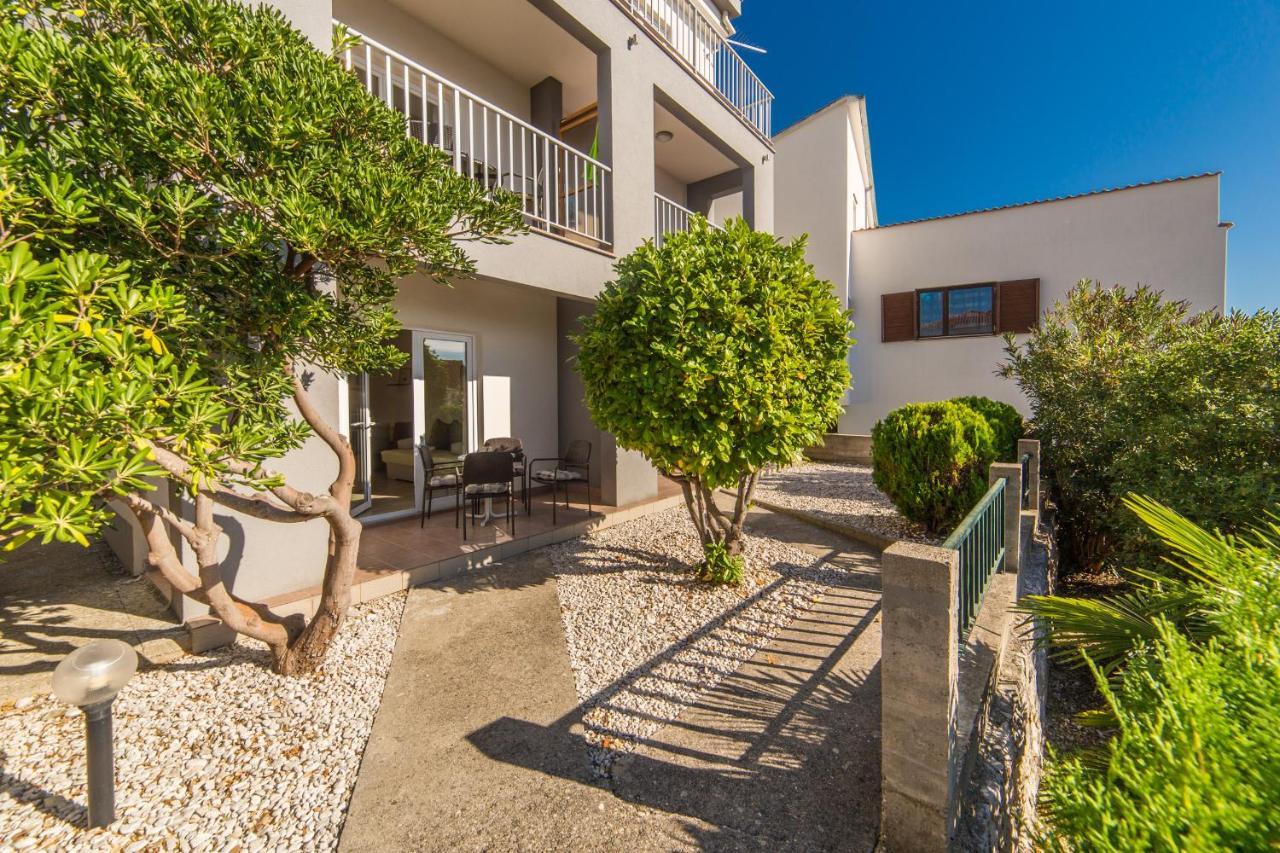 בריסט Apartments Color מראה חיצוני תמונה